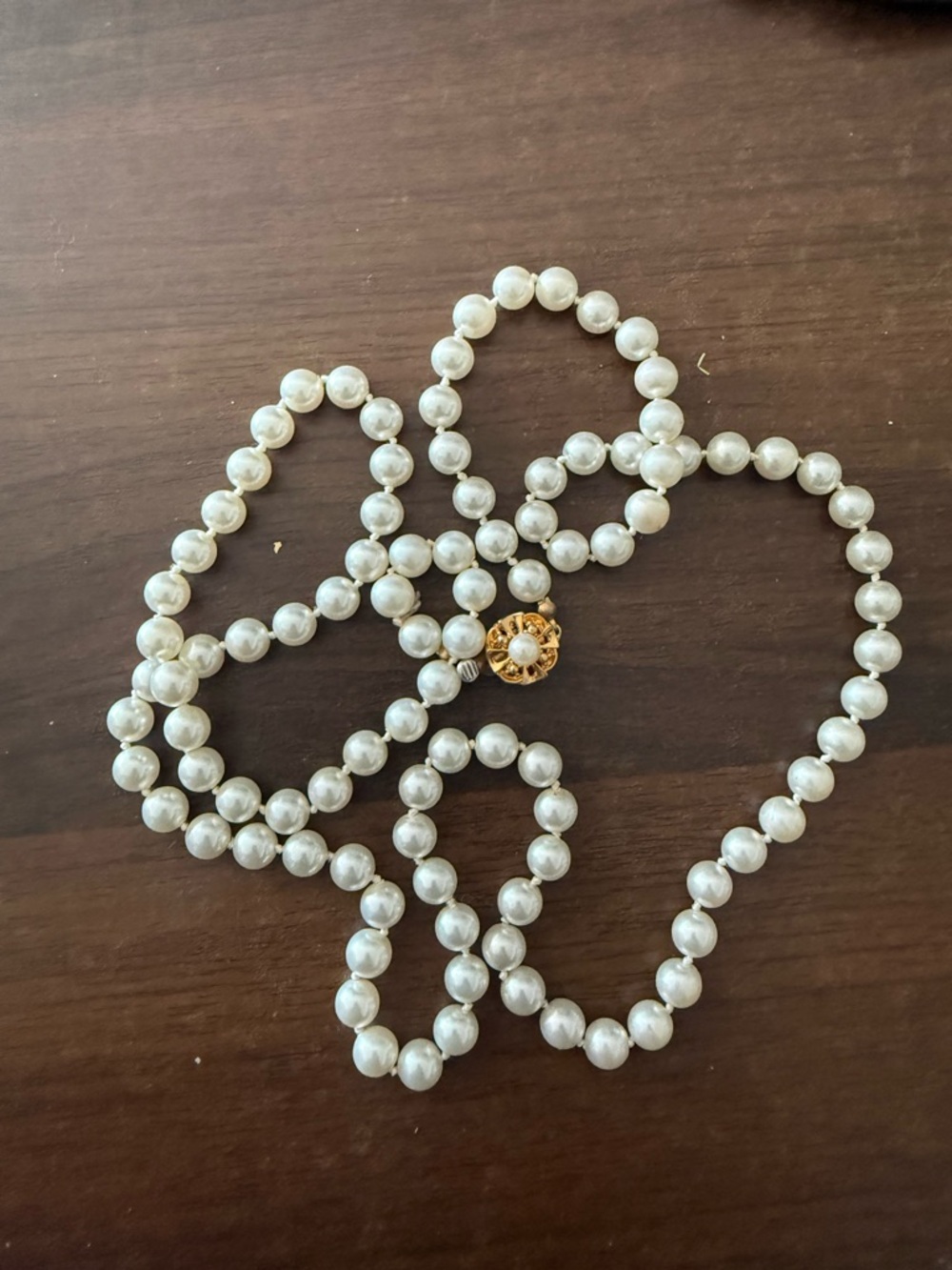 Classic Ivory Pearl Necklace with Gold Filigree Clasp